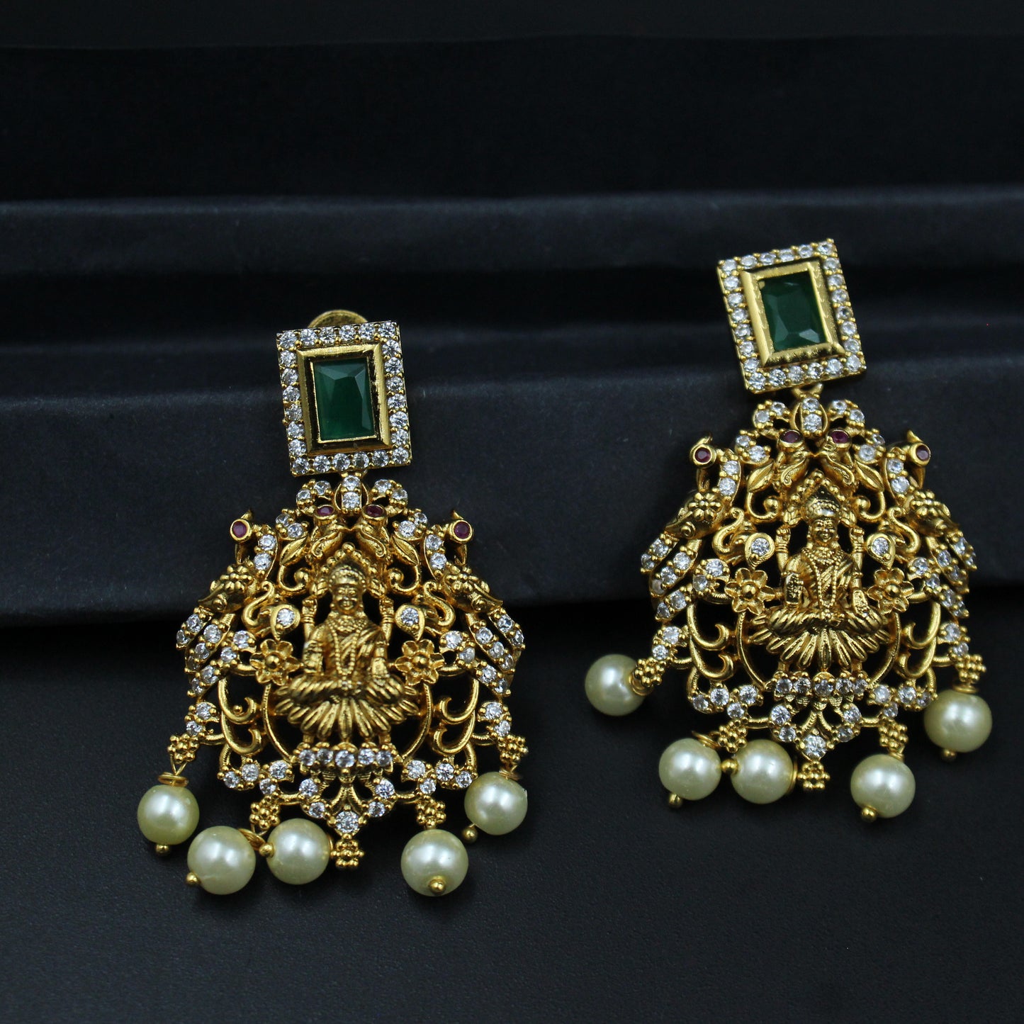 23636 Laxmi Mango Short Necklace