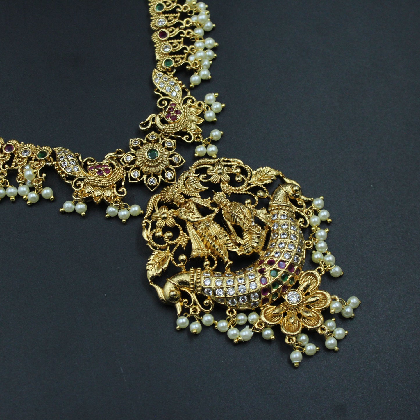 12323 Radha Krishna Short necklace with guttapusalu