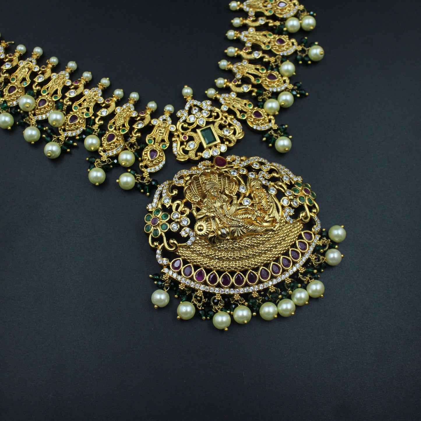 11548 Matte Vishnu Laxmi Necklace Set Short