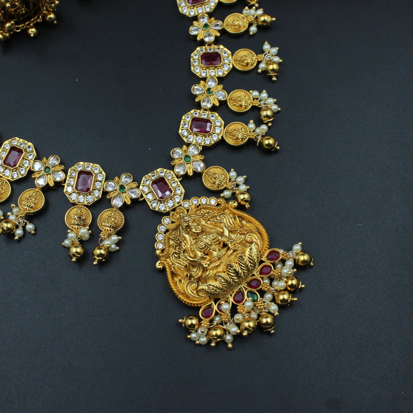19917 Lakshmi short guttapusalu necklace with earrings