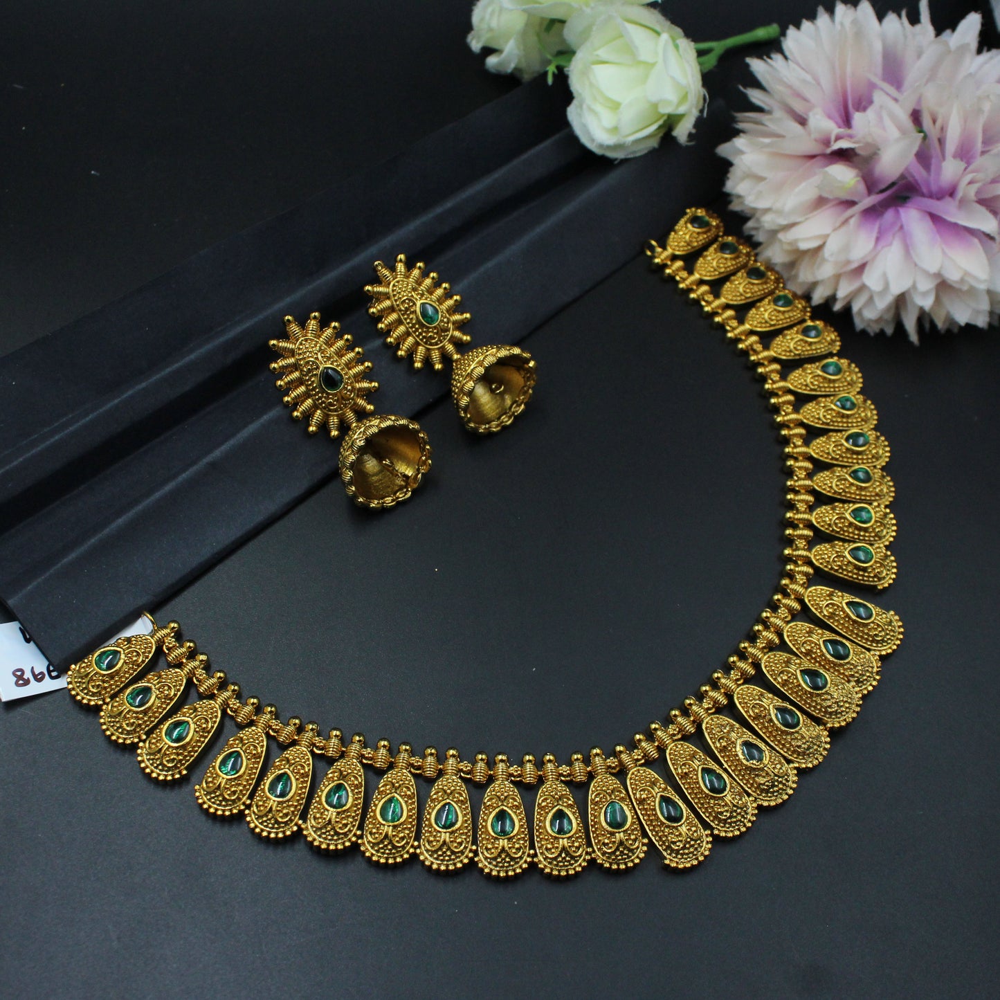 38798 Nakshi finishing gold look fancy necklace with screwback earrings