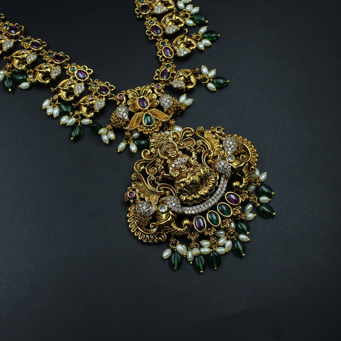 29414 Matte elephant laxmi necklace