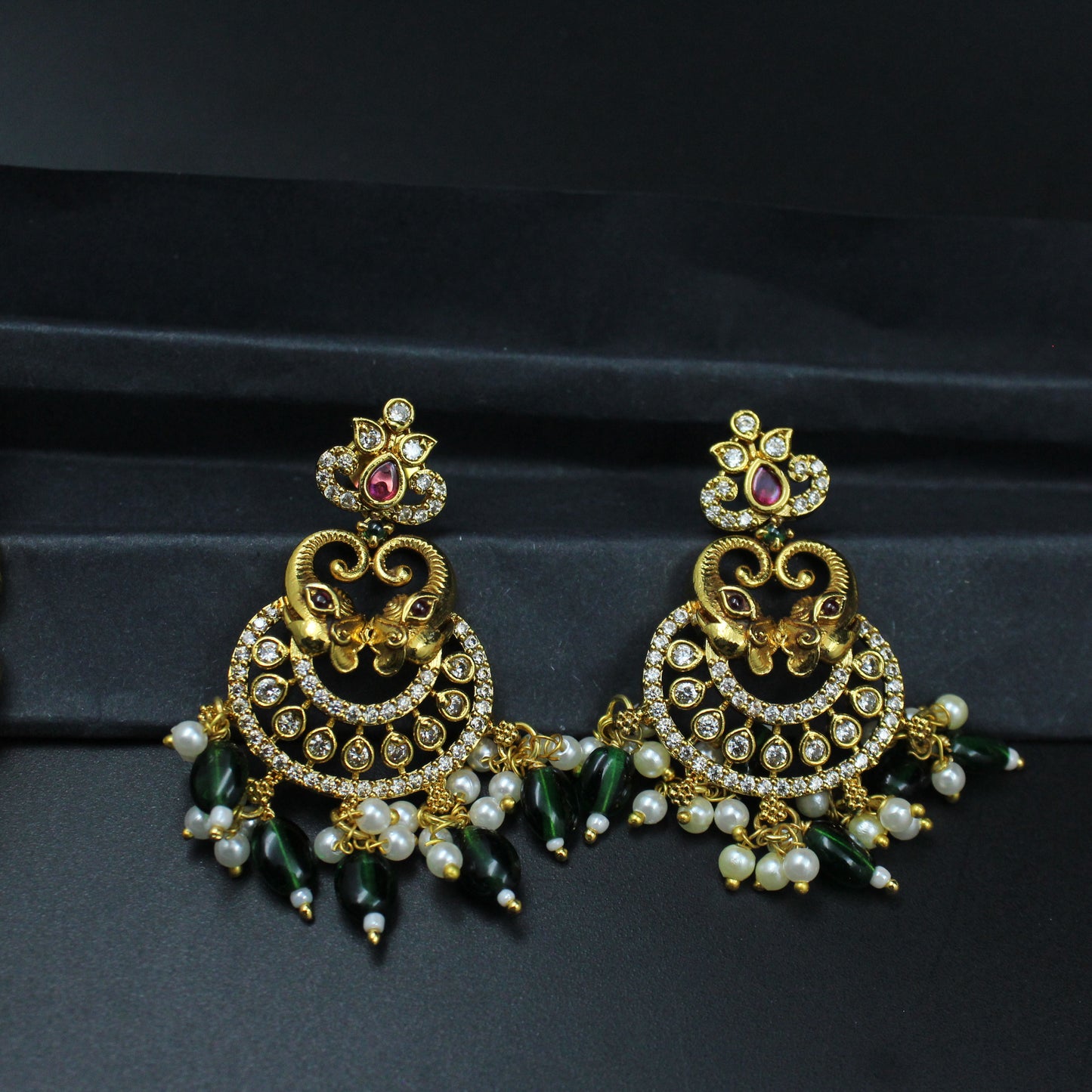 40158 Matte Elephant Necklace Set Long