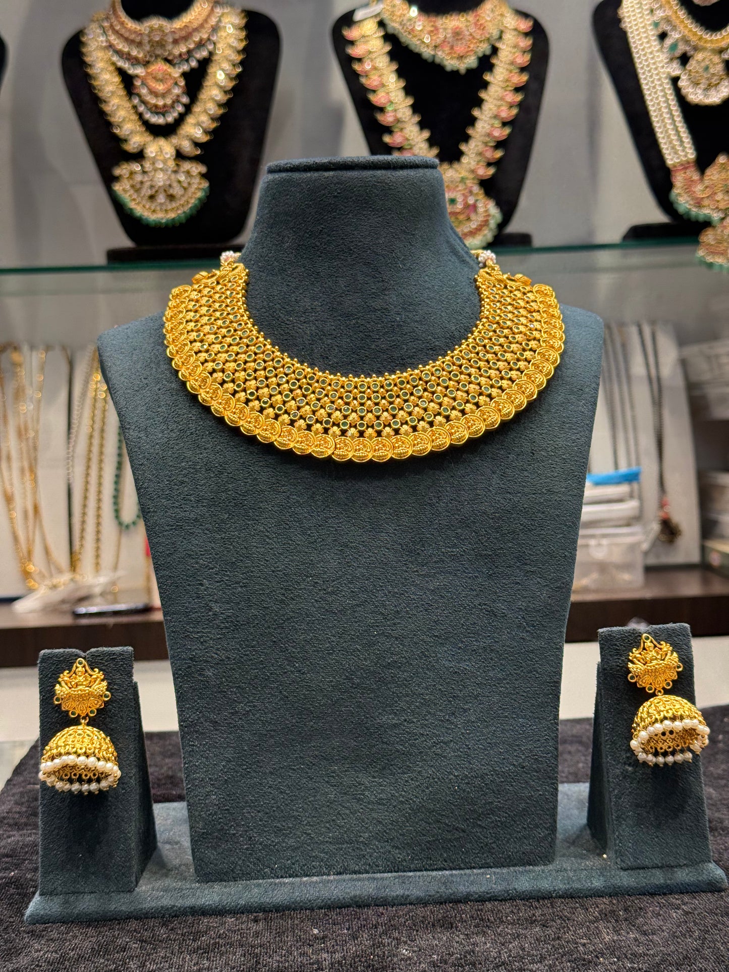 3260 green stone Nakshi choker necklace