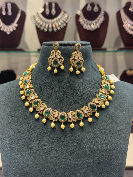 Victorian Short single line necklace with emerald stones