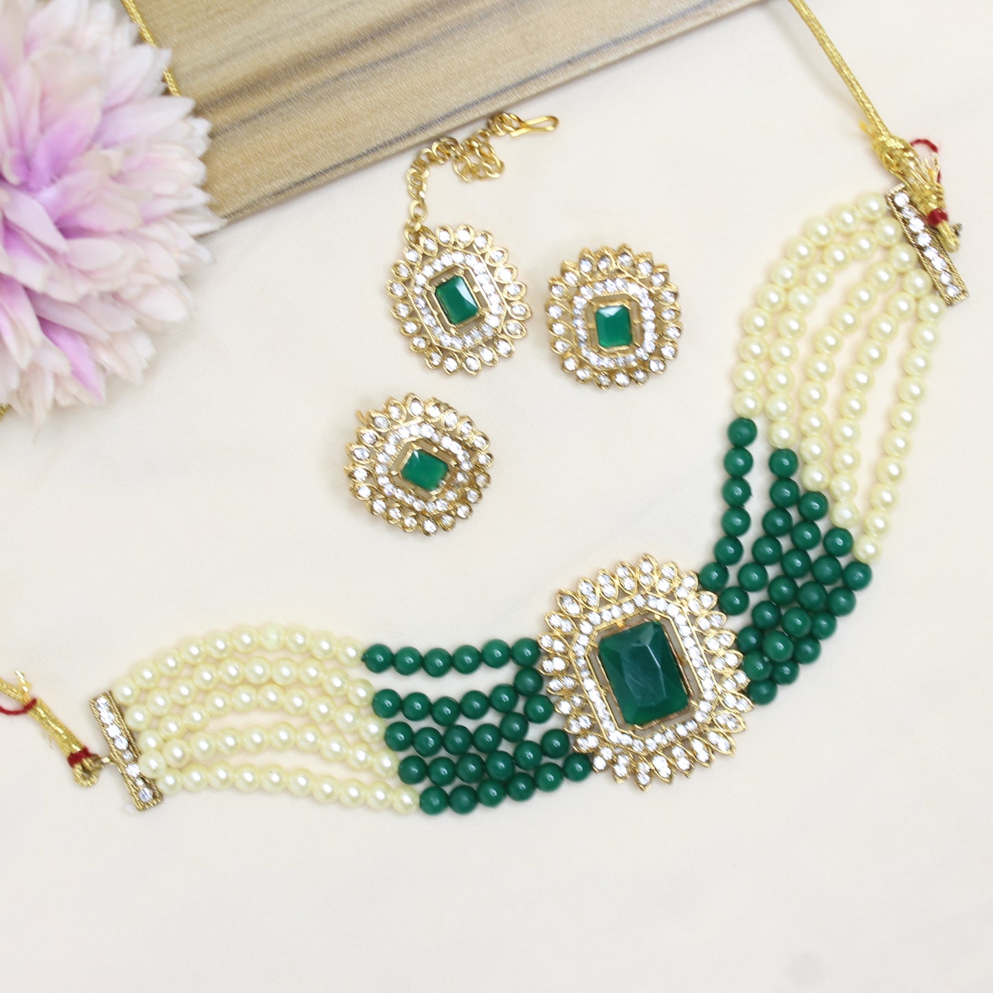 10105 Onex Beads Choker