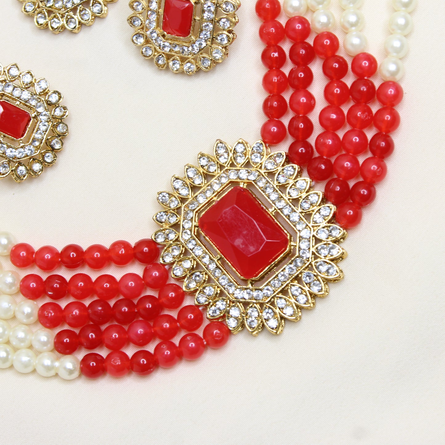 10107 Onex Beads Choker