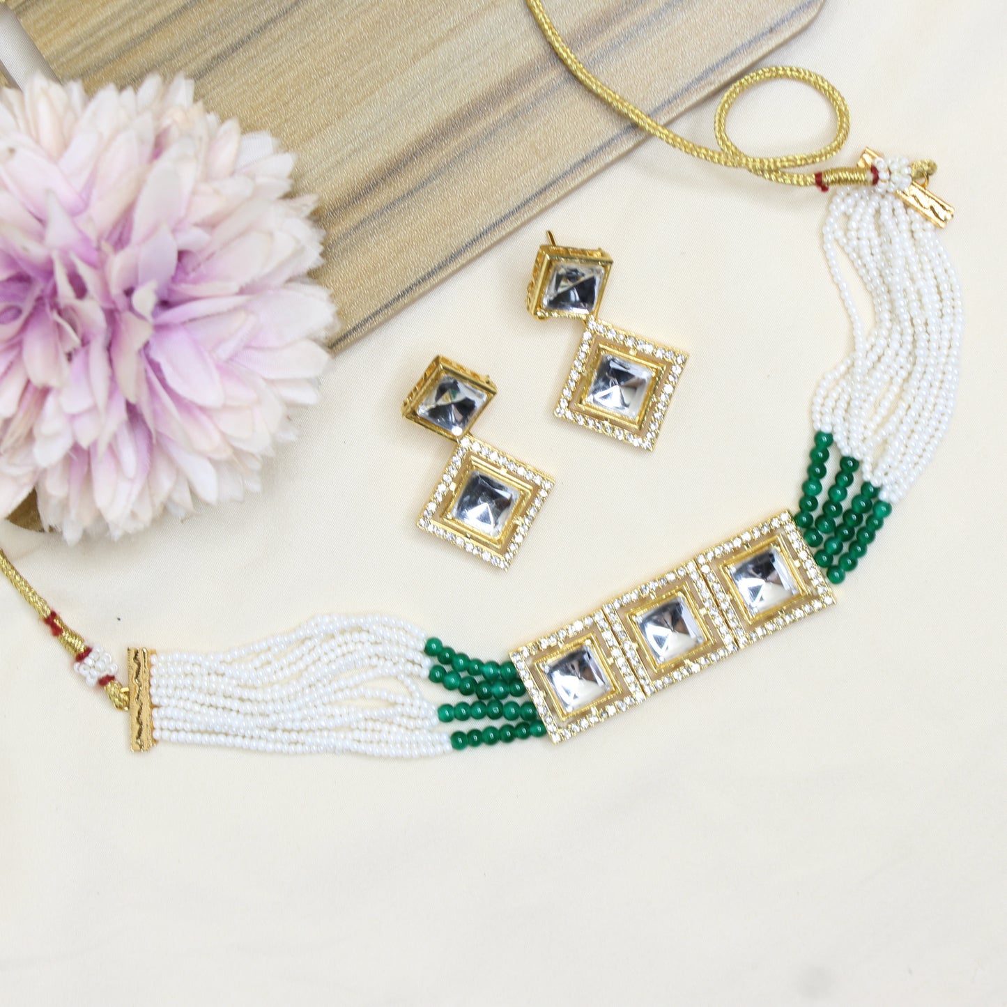 22557 Kundan Pearls Choker Green