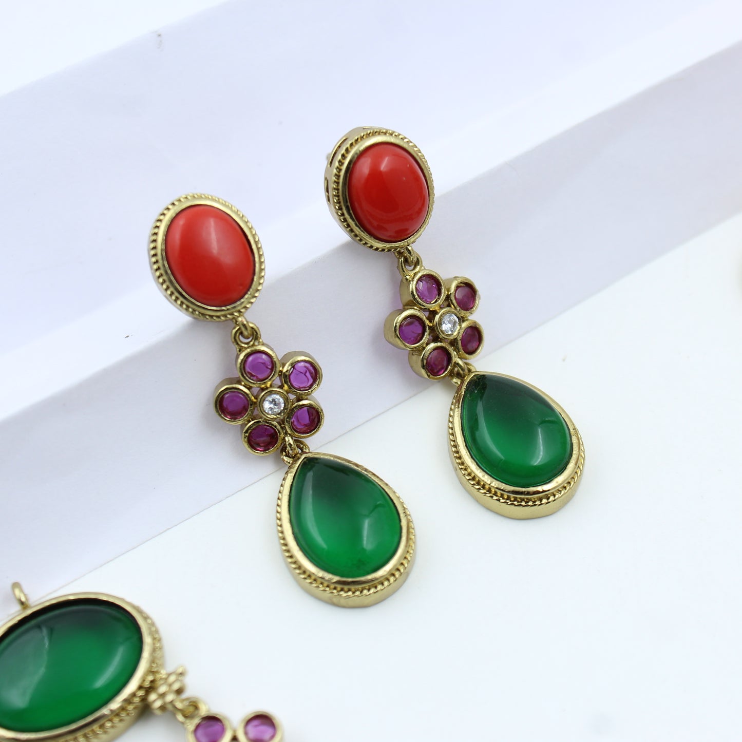 41414 Victorian Moissanite 2 Layers Necklace Set Navaratna