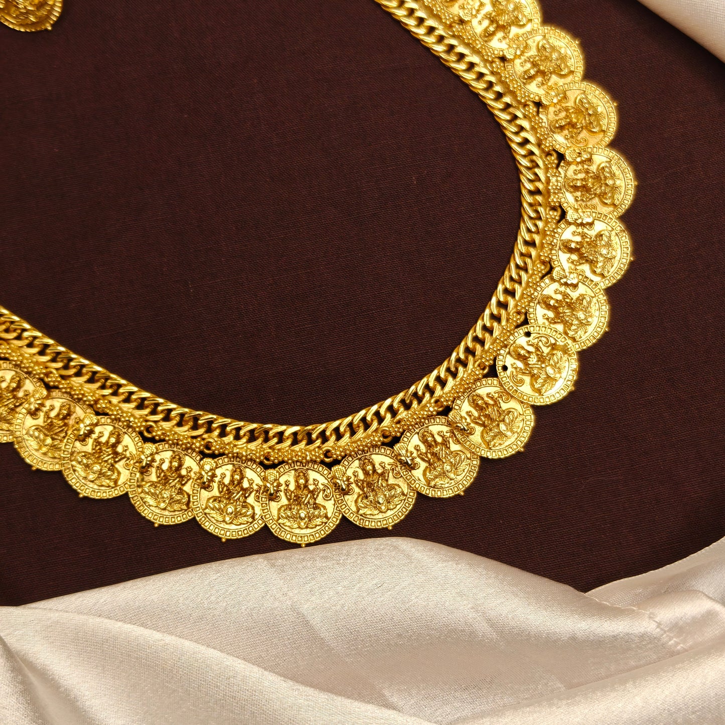 41111 Nakshi Laxmi Bottumala Long Necklace Set