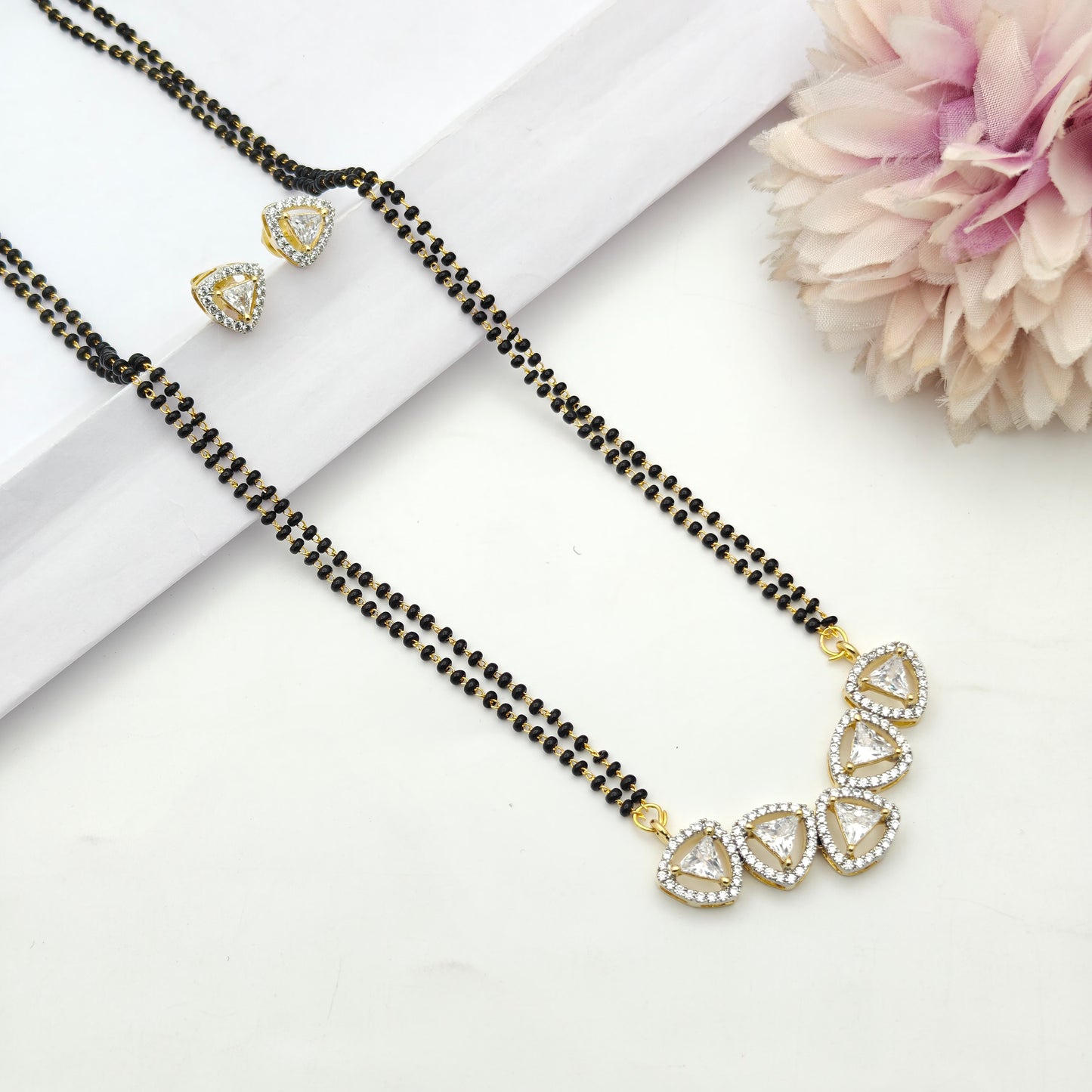 41620 GJ 5 Heart Shape Locket With 2 Line Black Beads Mala