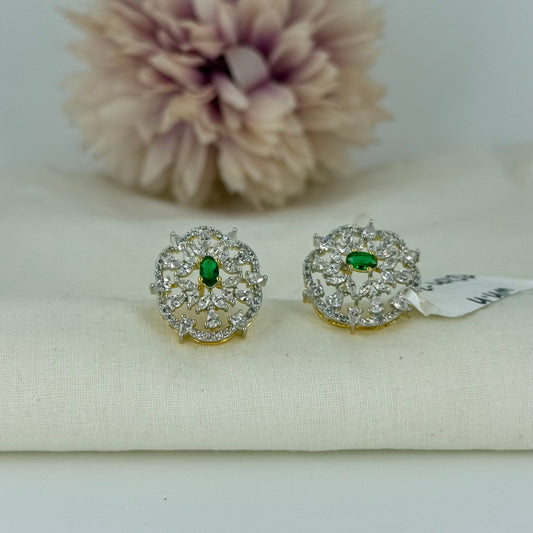 39954 / 40138 GJ green diamond look studs