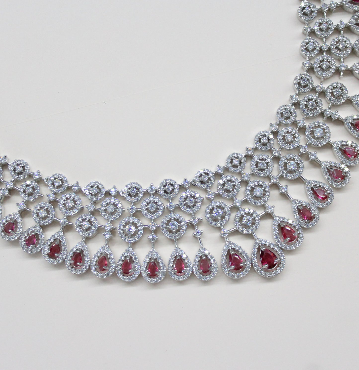 28762 Platinum necklace