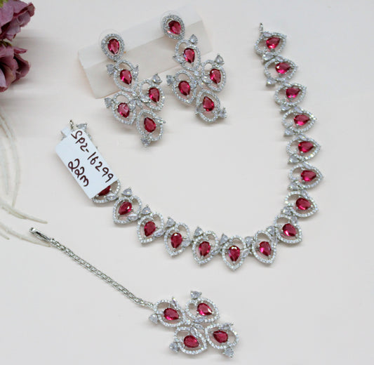 16299 Platinum necklace with maangtika