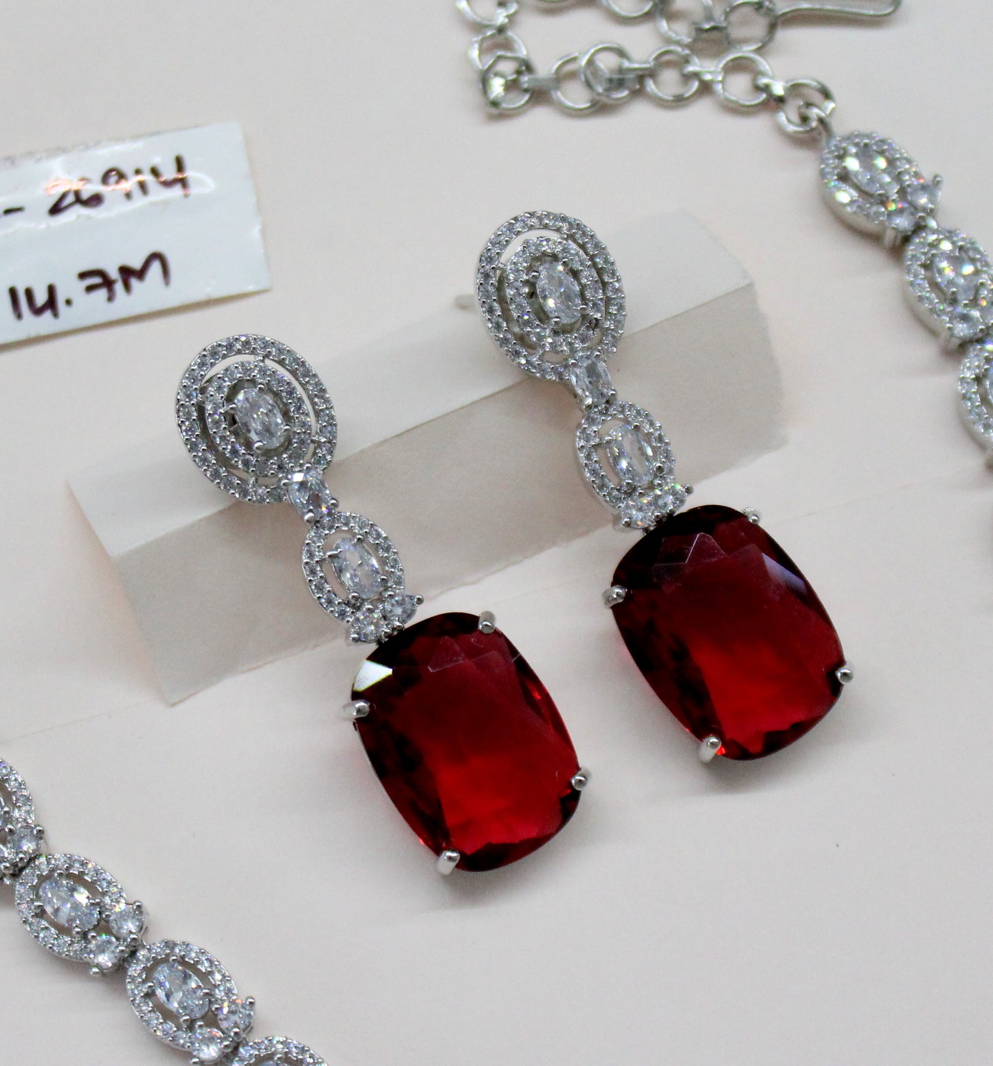 26914 Platinum red stone necklace