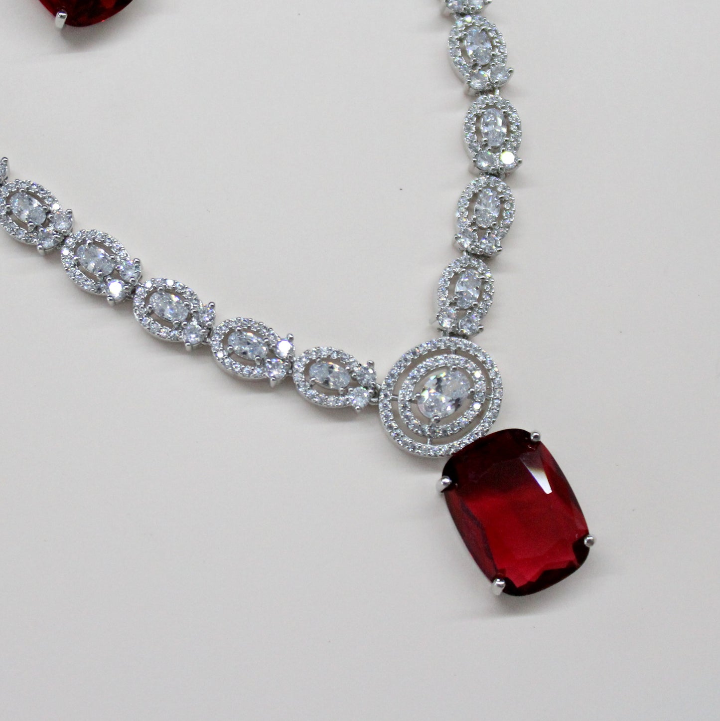 26914 Platinum red stone necklace