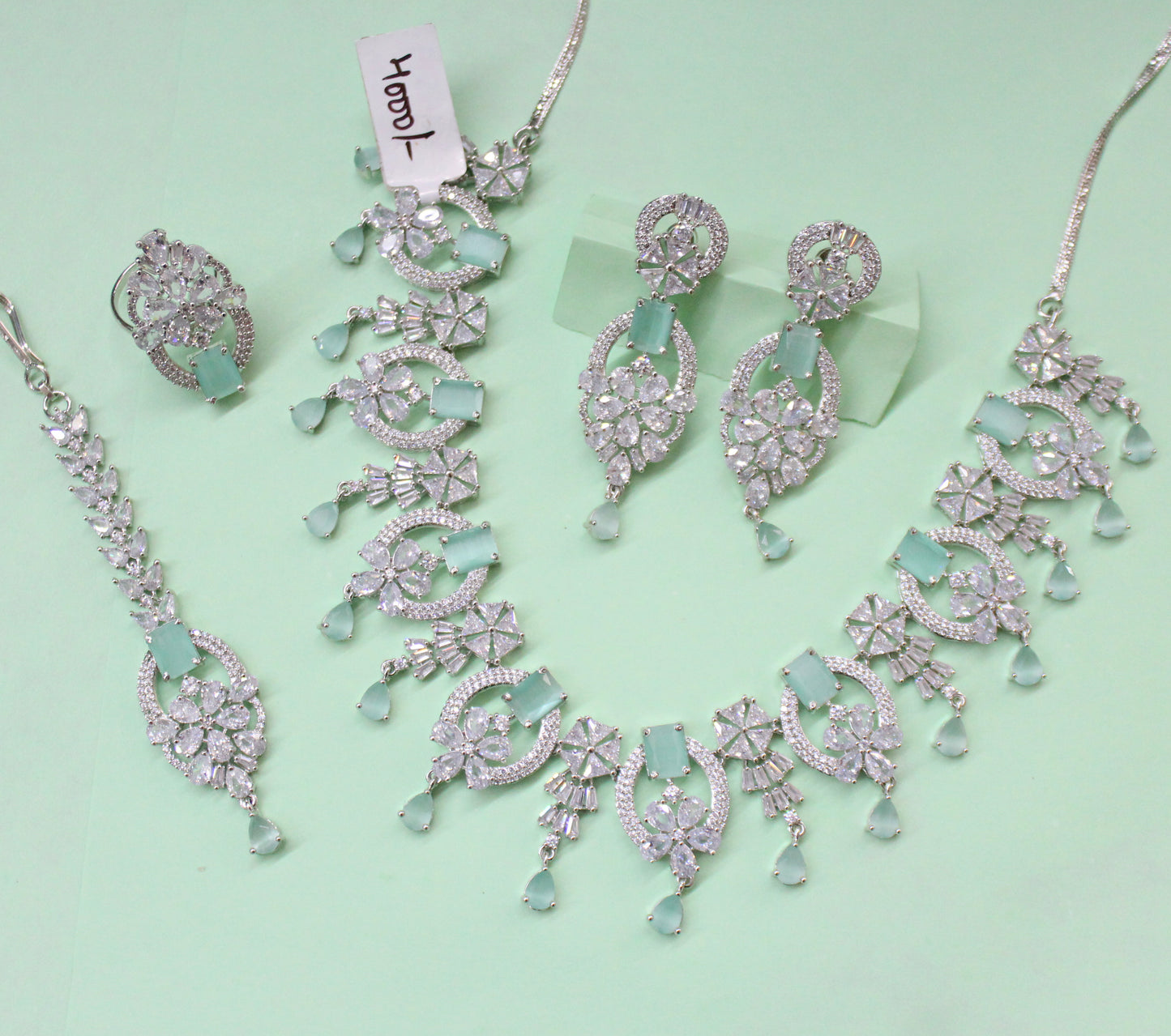 16518  Platinum Necklace Mint Green with Finger Ring and Tikka