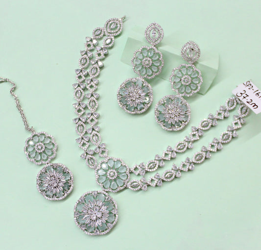 16173 2 layers Platinum necklace with maangtika