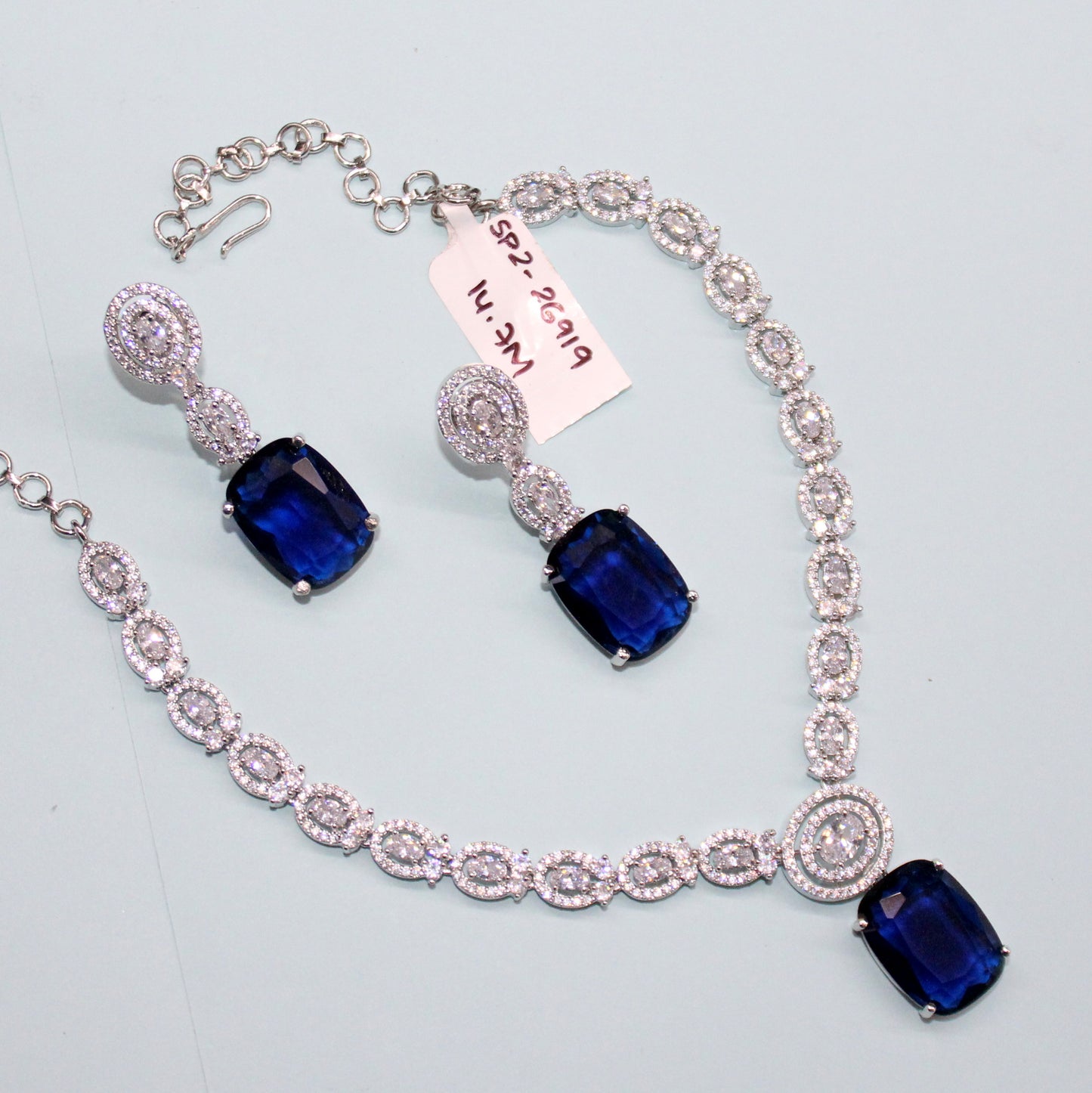 26919 Platinum necklace blue