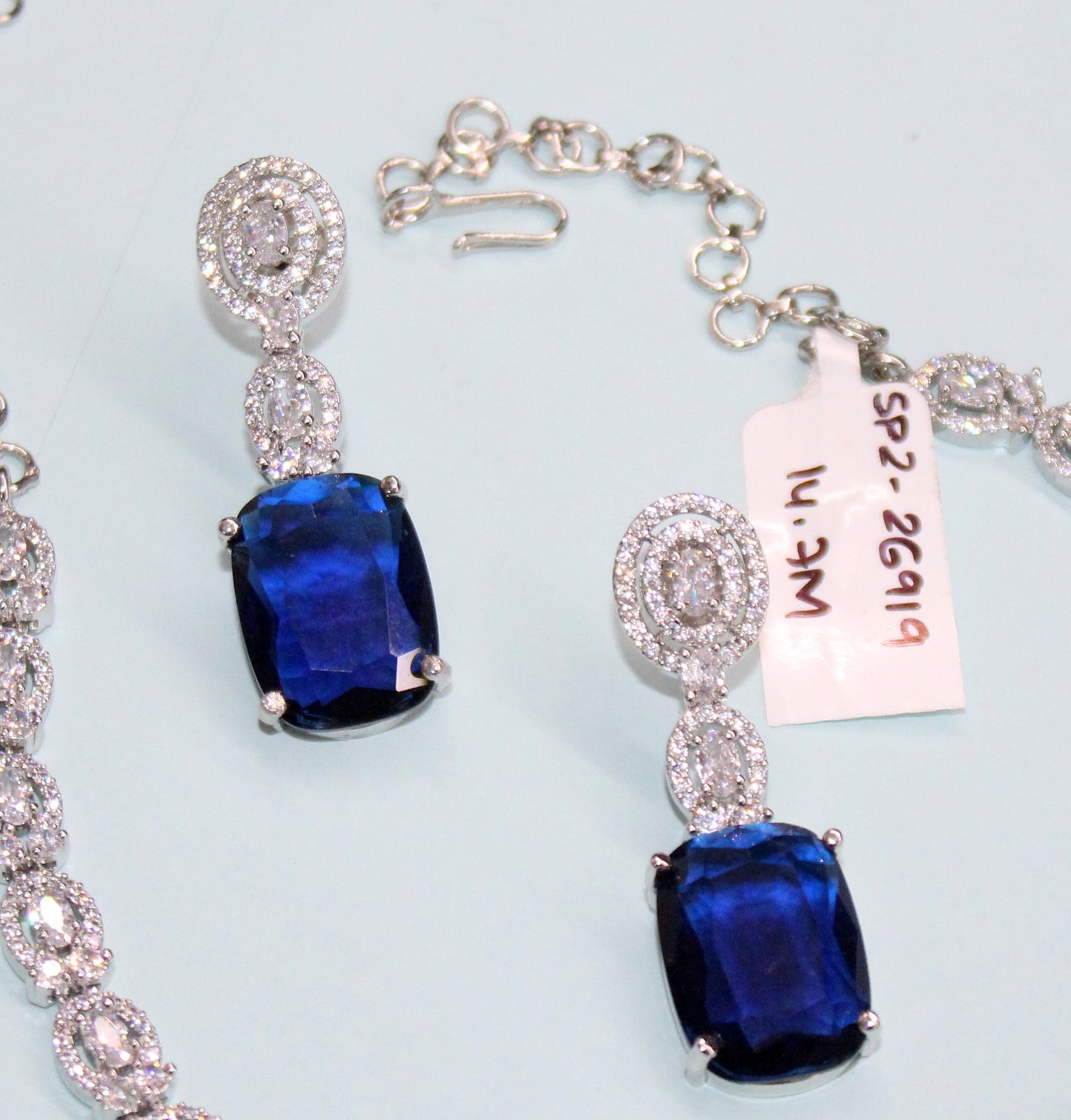 26919 Platinum necklace blue