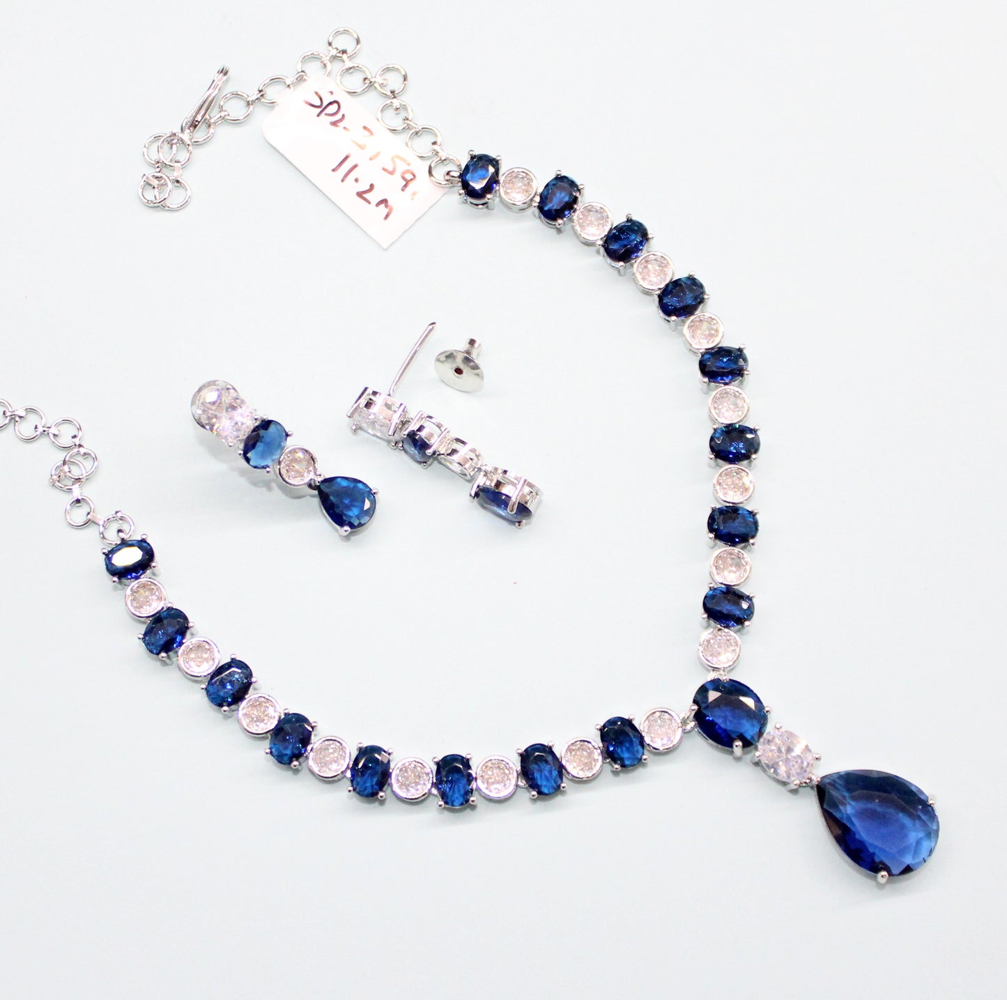 37591 Platinum blue necklace