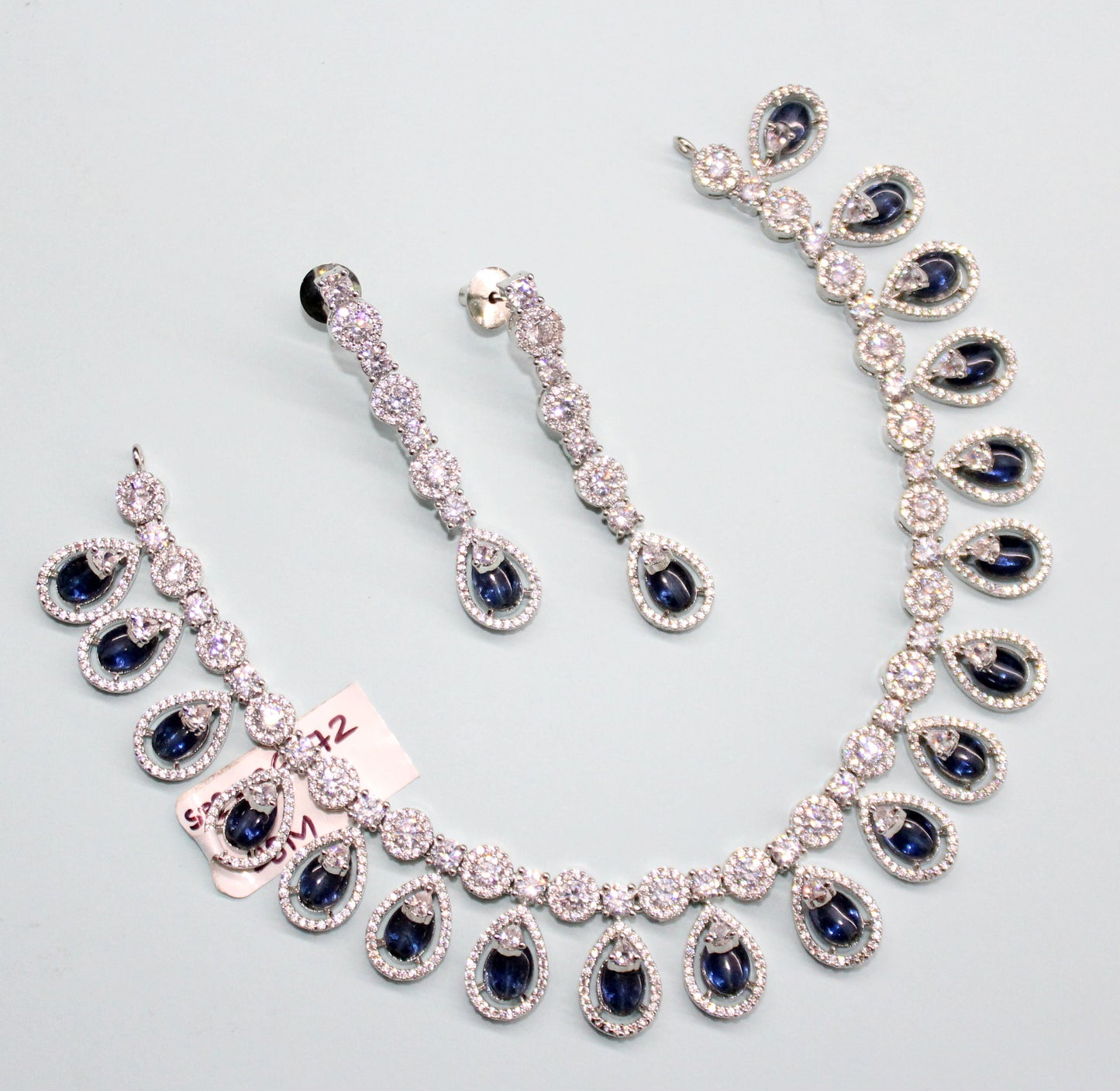 26872 Blue stone platinum necklace