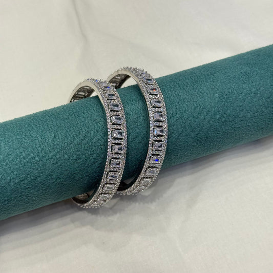 12823 platinum full white stone bangle