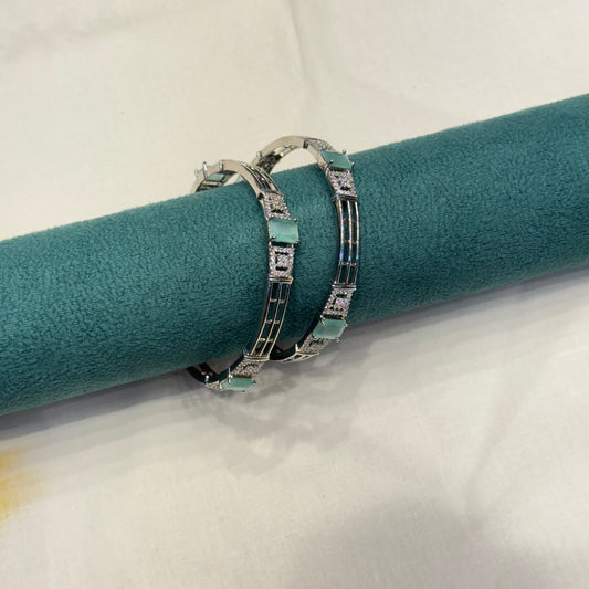 18466 platinum mint green stone bangle