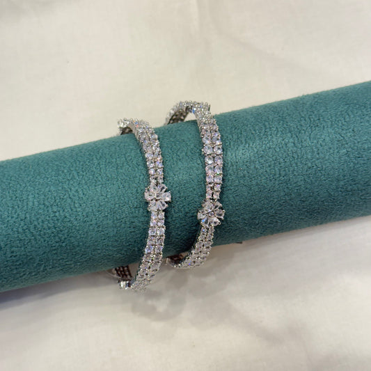 28073 platinum full white bangle