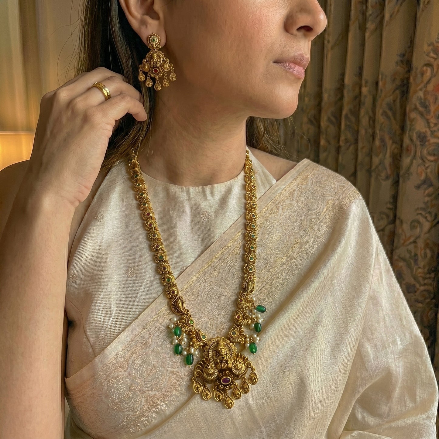 41979 Nakshi laxmi gold drop with push back earrings