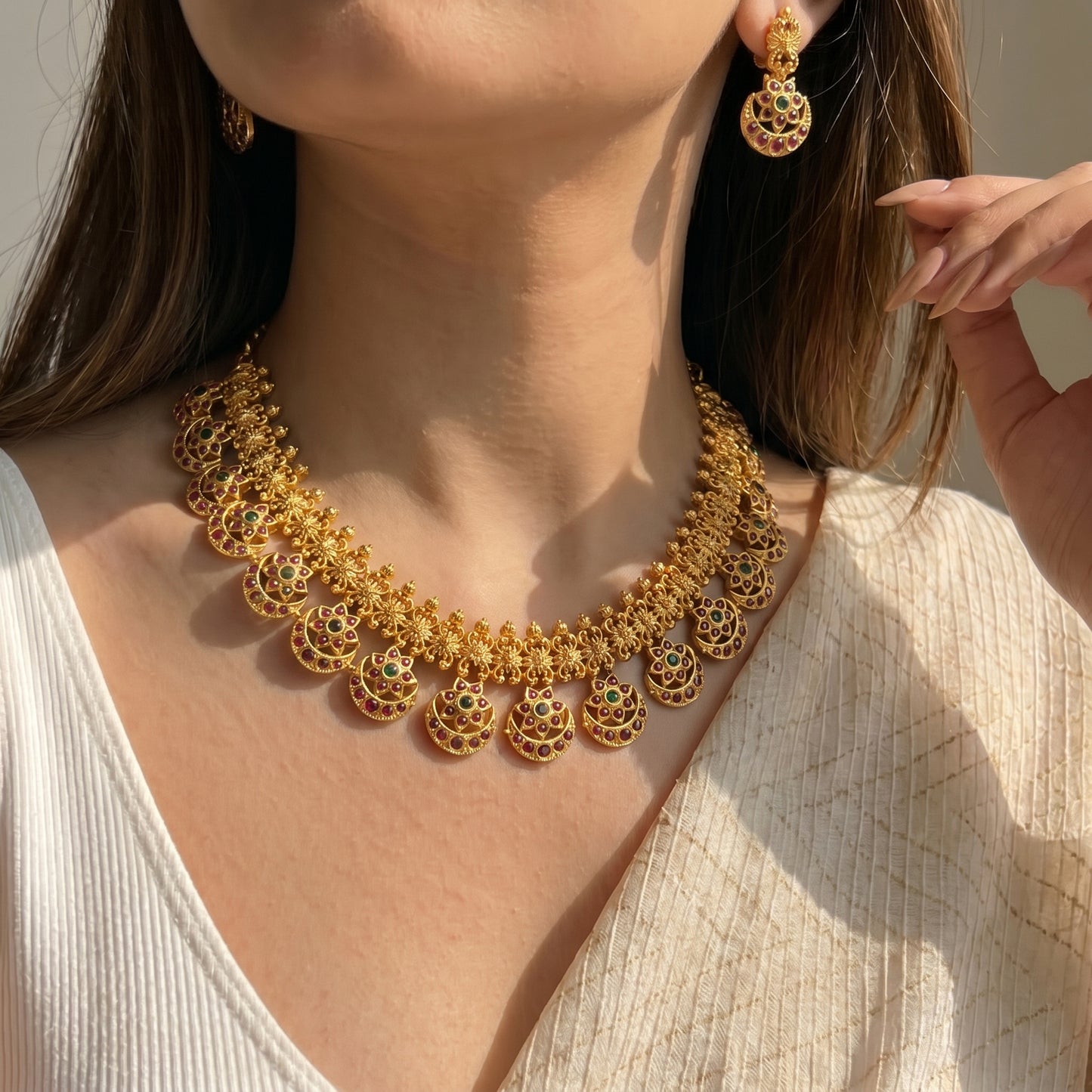 Matte Short Necklace