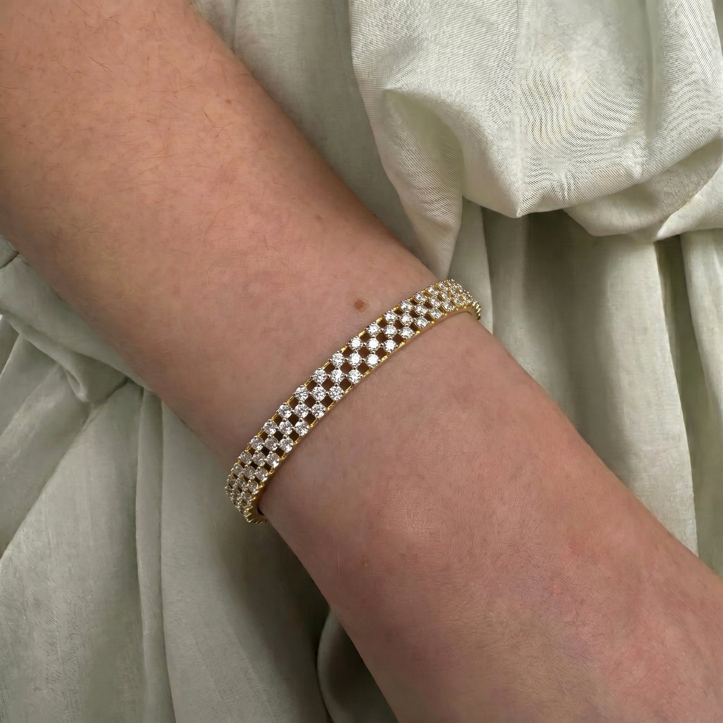 Openable gj bracelet