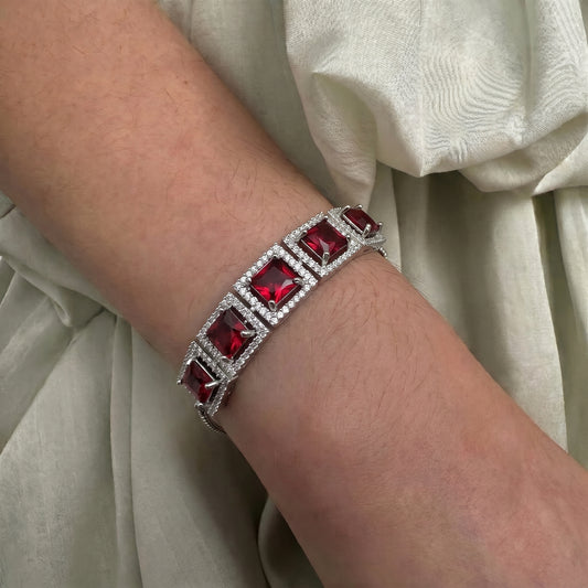 Radium polish red stone chain bracelet