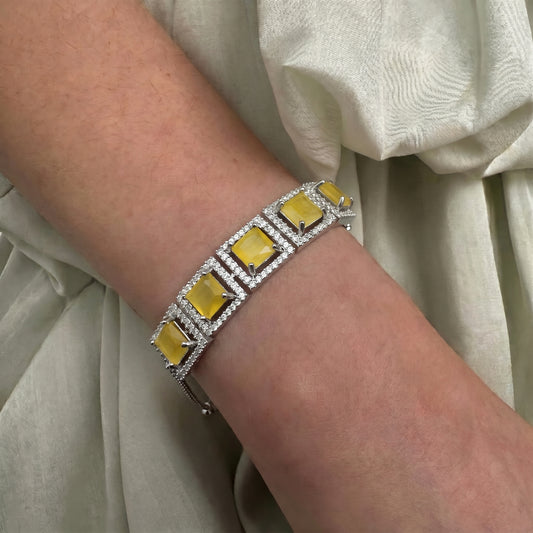Radium polish yellow stone chain bracelet
