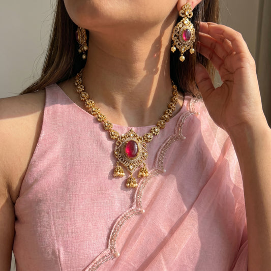 Victorian mehendi single line necklace with Chandbali and red duplet stones