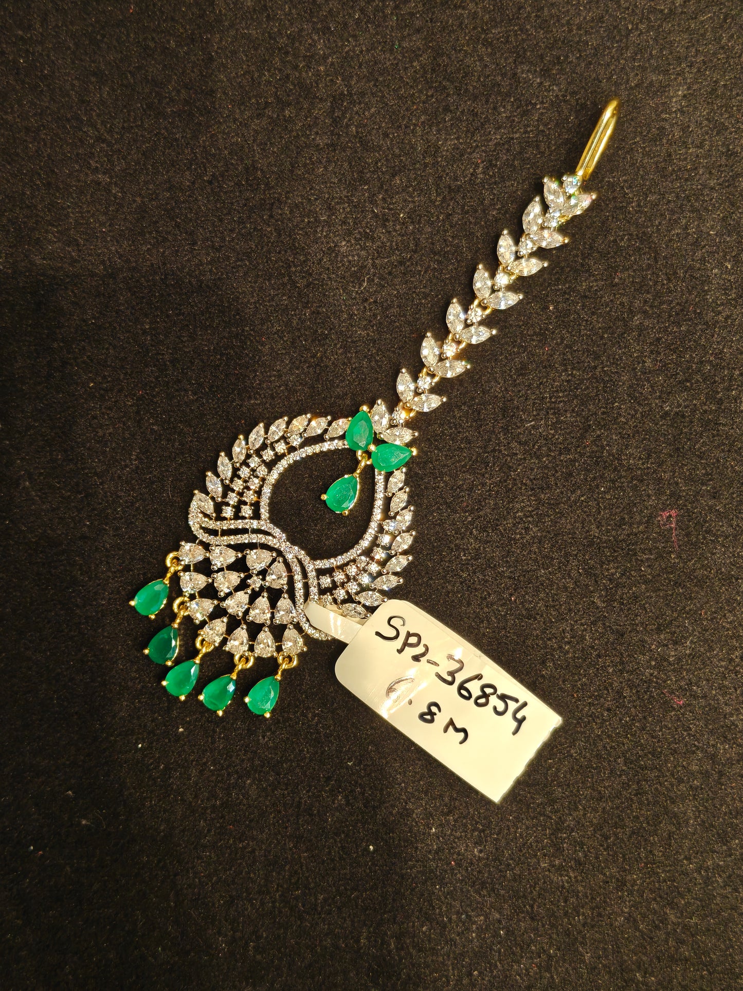 36854 Diamond look green maangtika