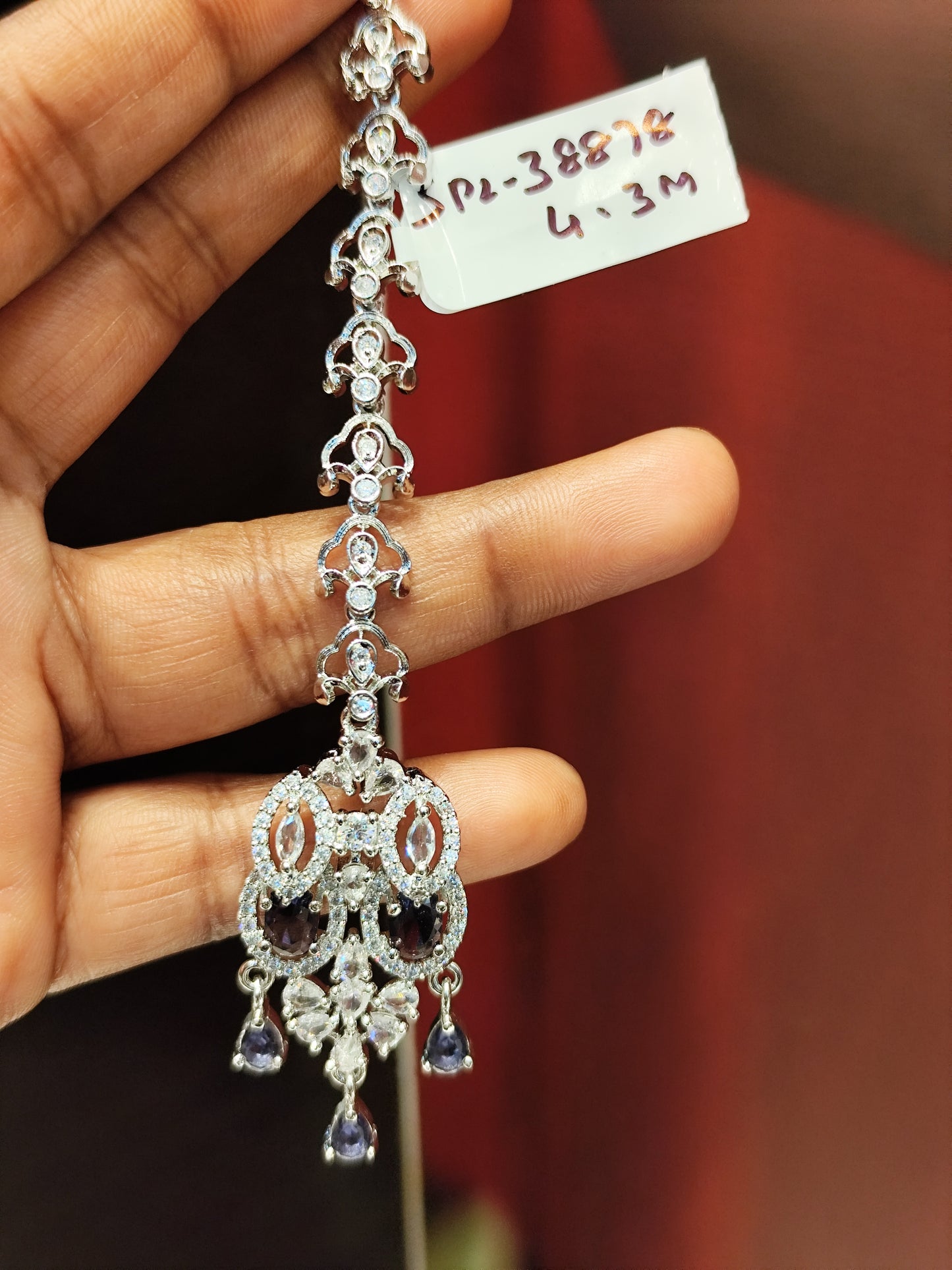 38878 Platinum Maang tikka