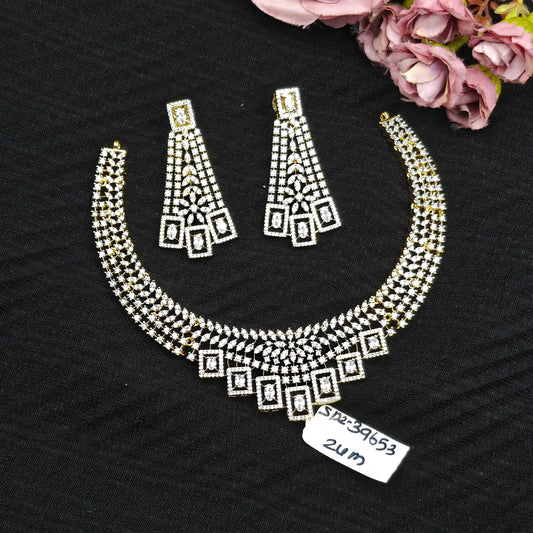39653 GJ short necklace