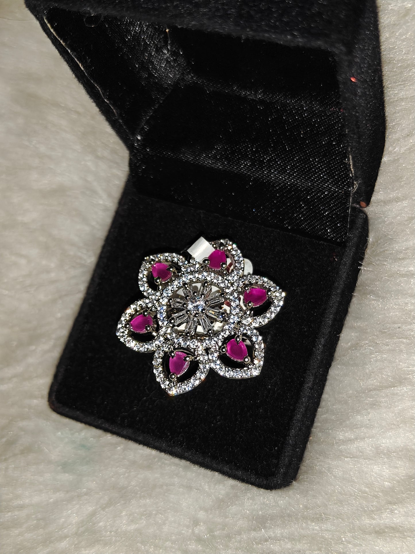 16369 platinum pink finger ring