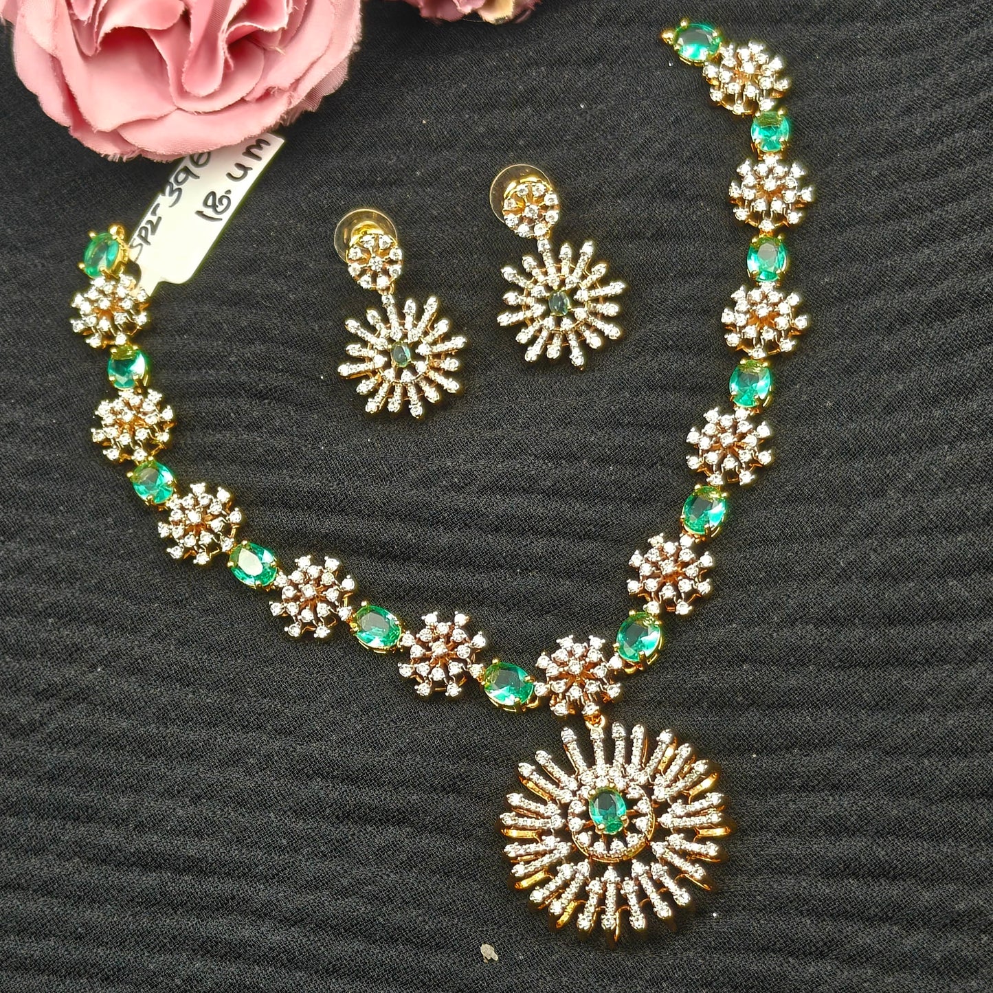 39646 Real Diamond replica flower design