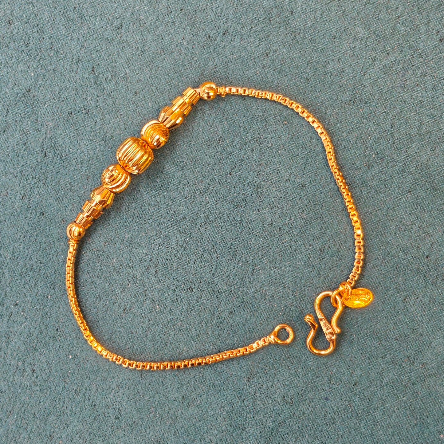 14131 Gold polish chain bracelet