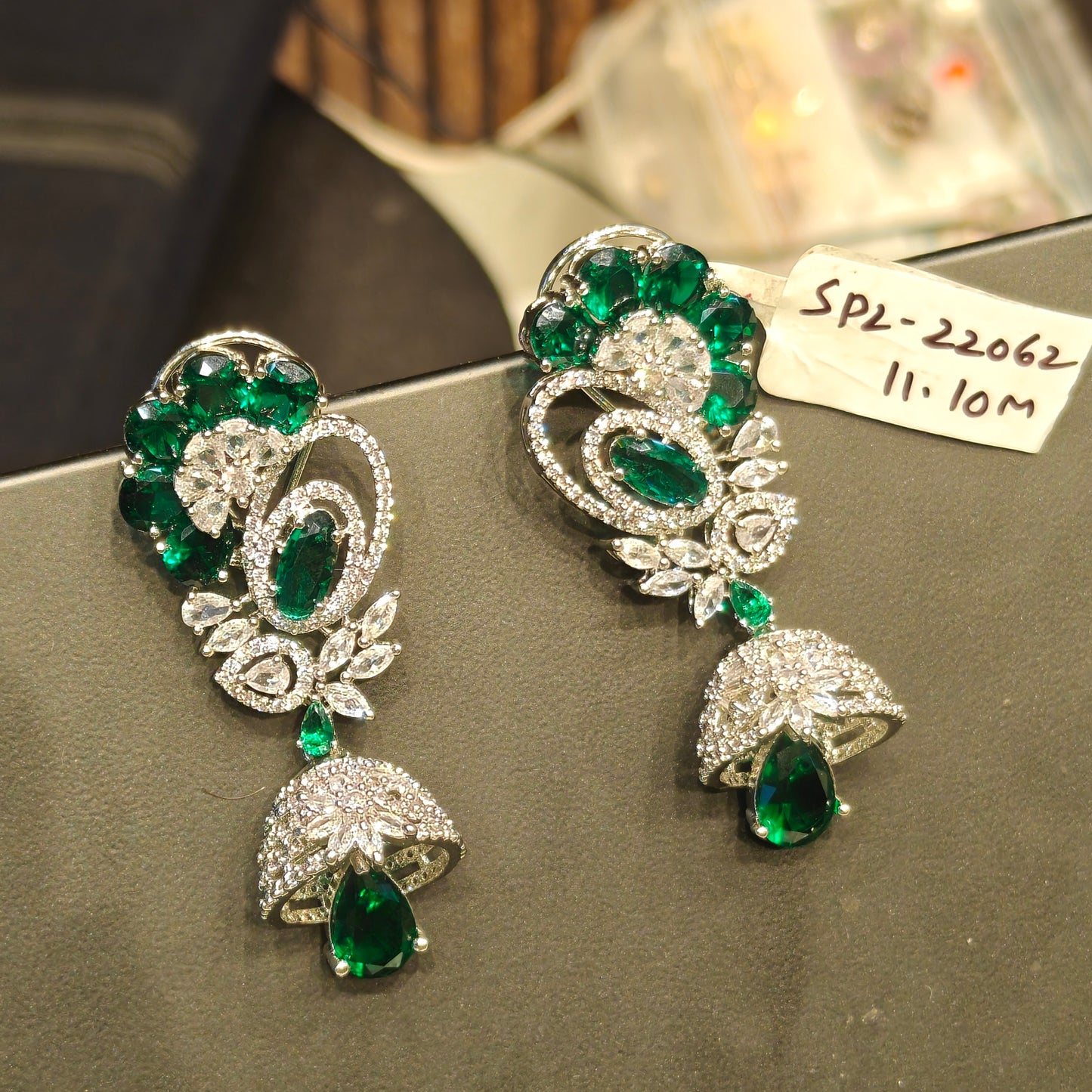 22062 platinum green stone big earrings