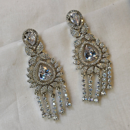 35069 / 35070 / 35071 platinum full white earrings