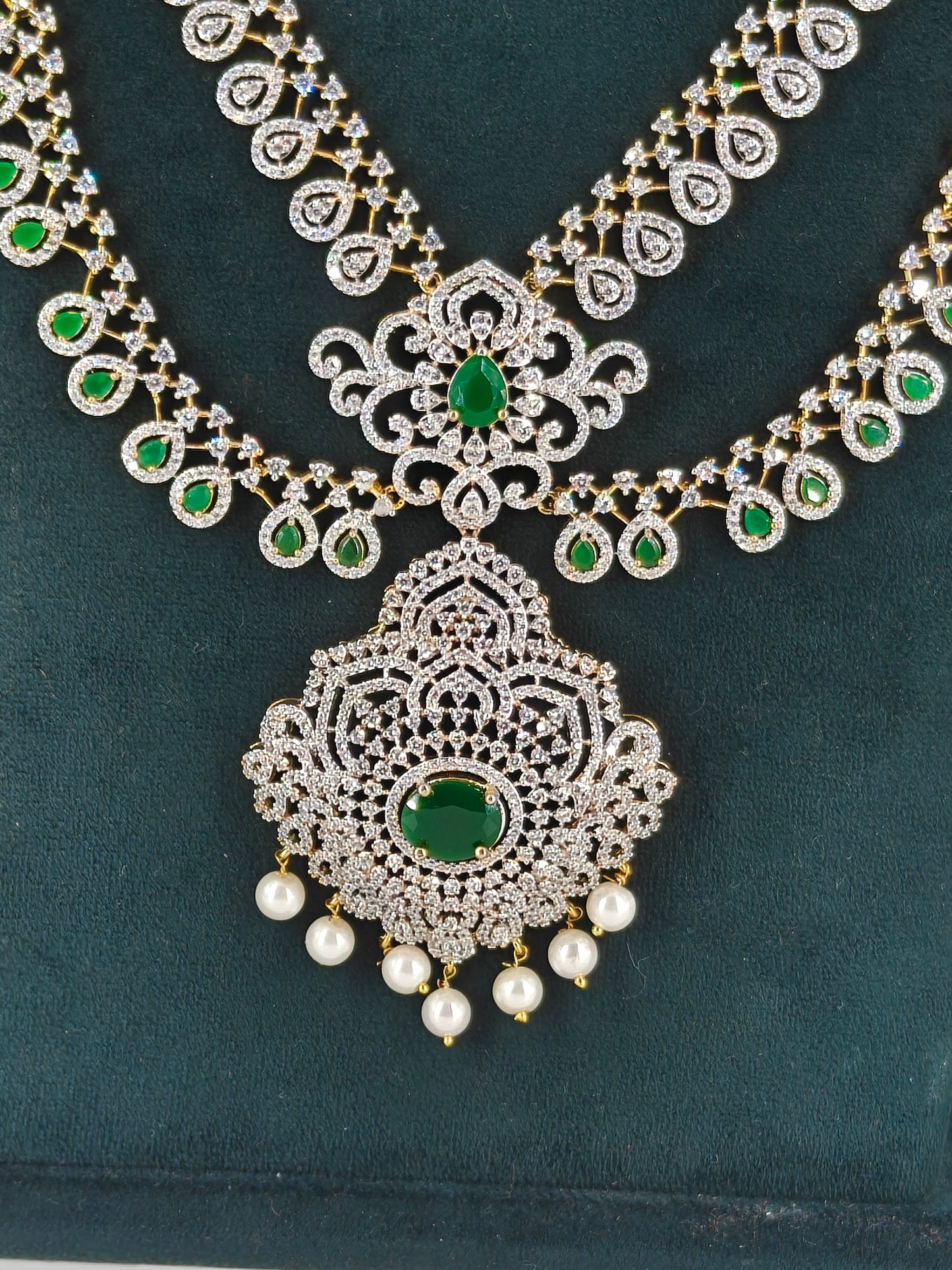 35475 / 35476 GJ green stone 2 layers long necklace