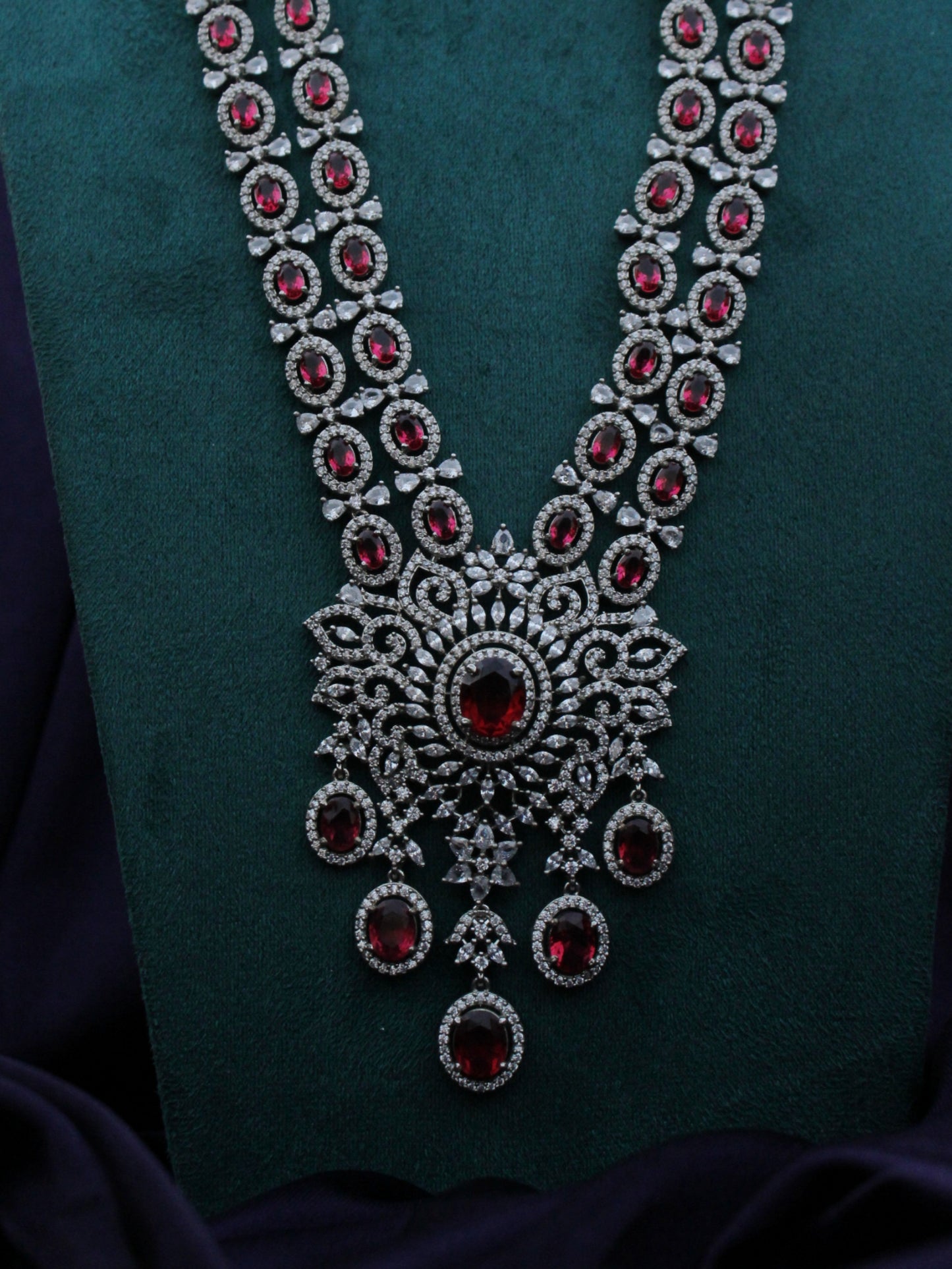 9091 Regal Ruby Diamond Necklace Set