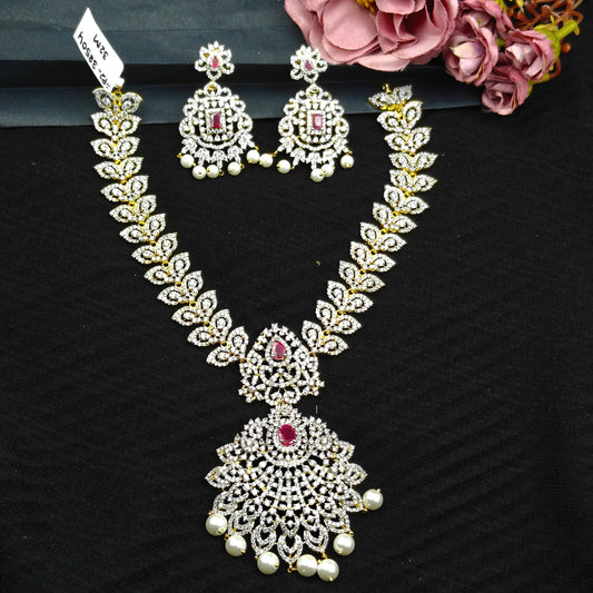 38504 GJ short necklace with ruby stone