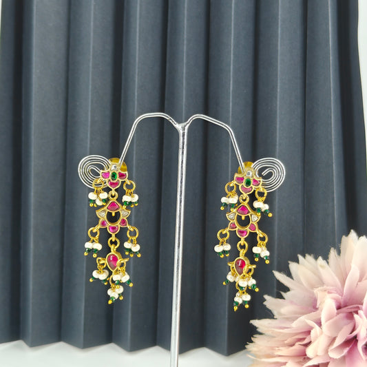 39533  Jadau long hanging earrings
