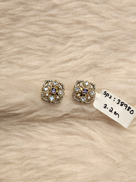 38980 Victorian square purple studs