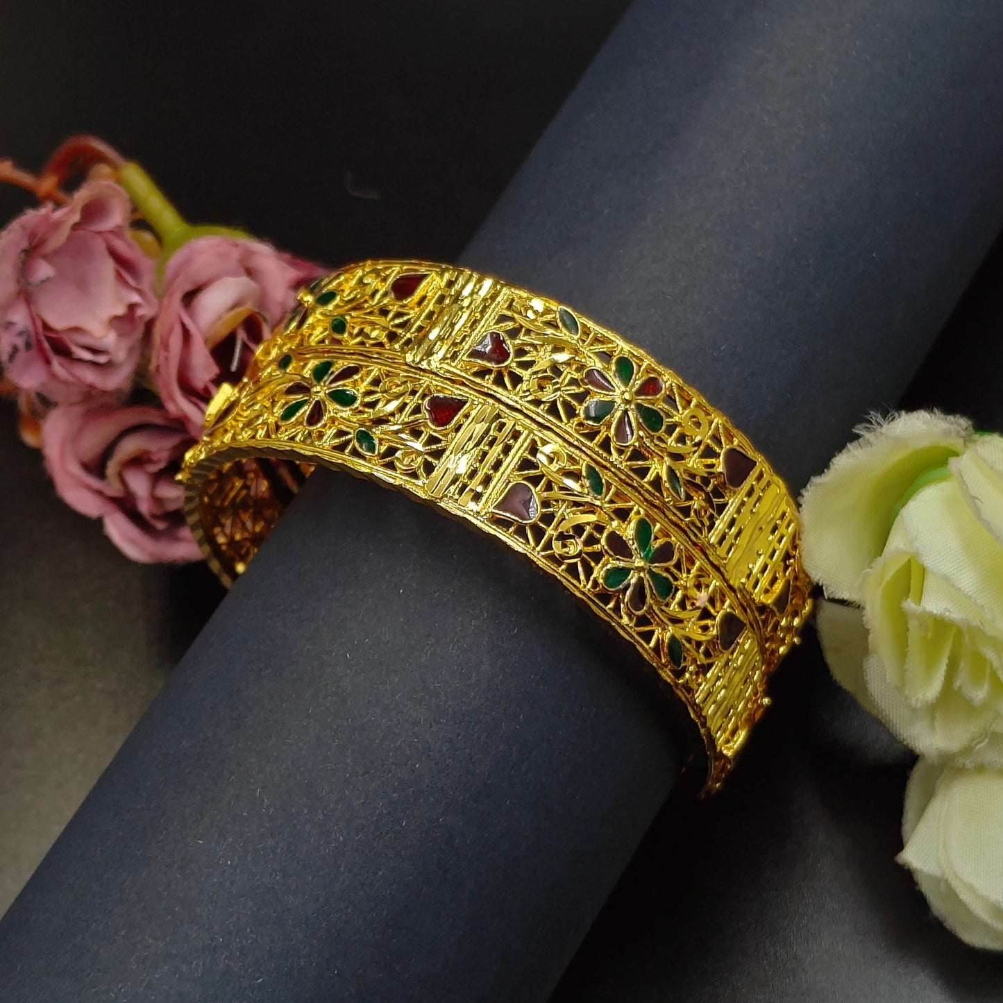 122 Gold polish 2 pcs broad bangle