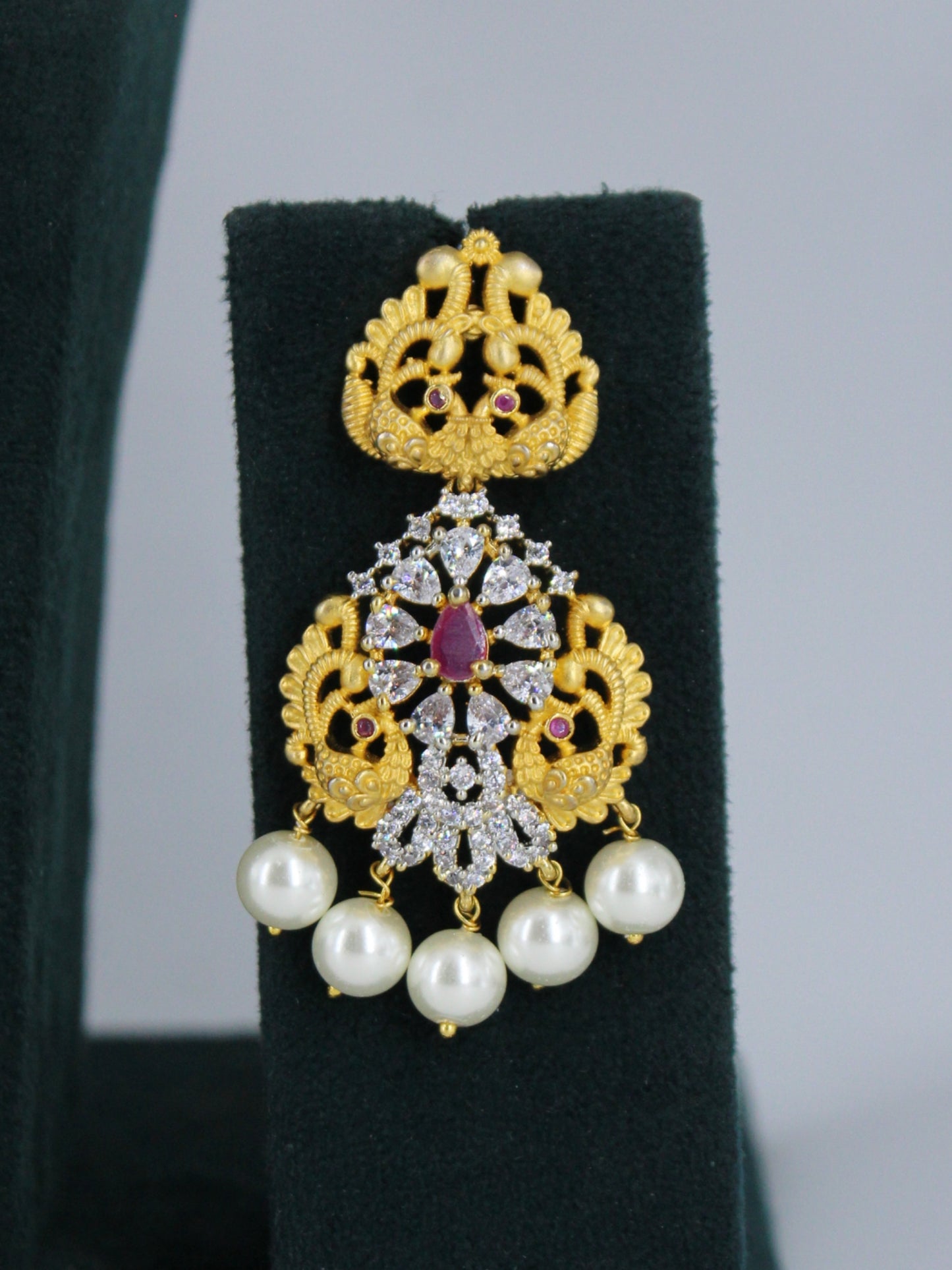 3997 Pearl Ruby Diamond Bridal Necklace Set